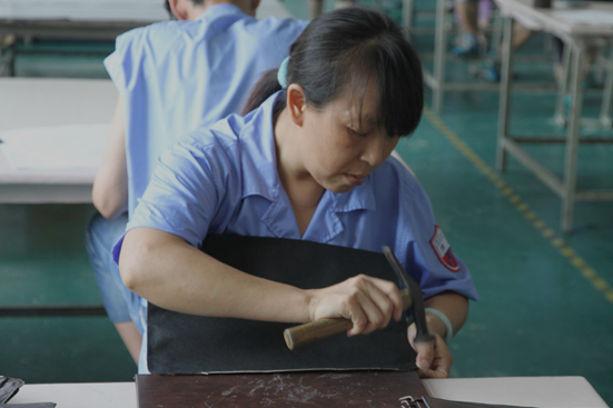 博深皮具祝愿天下母親們節(jié)日快樂！